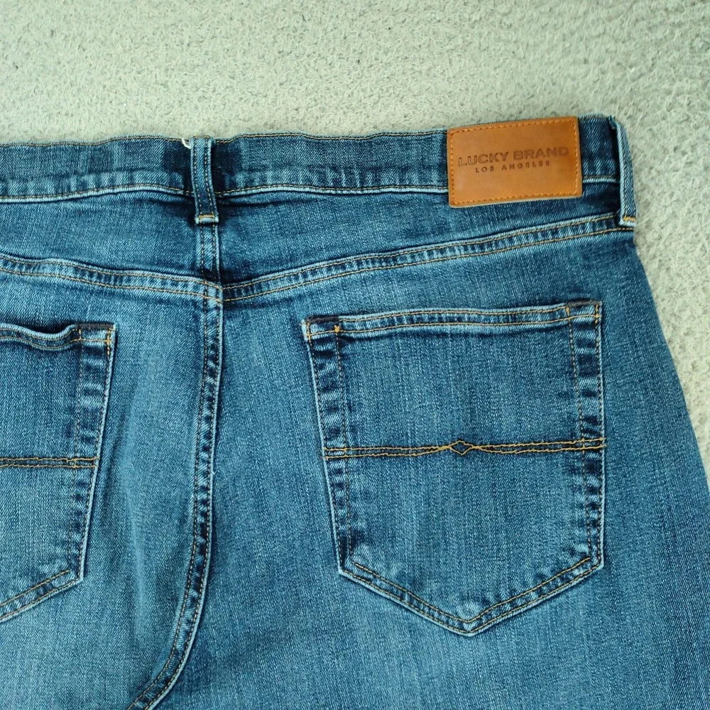 Lucky Brand 121 Heritage Slim Jeans Mens 38x30 Blue Medium Wash Stretch Denim
